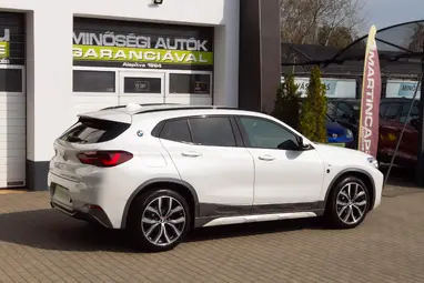 BMW X2 xDrive25e M Sport X (Automata) Mineral White Pearl +Mint az ÚJ!! +23E km +3X-s GARANCIA !!