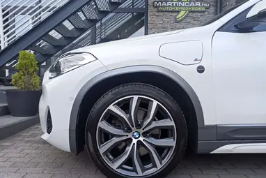 BMW X2 xDrive25e M Sport X (Automata) Mineral White Pearl +Mint az ÚJ!! +23E km +3X-s GARANCIA !!
