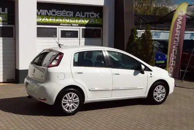 FIAT PUNTO 1.2 Easy EU6 Alpine White +Első Tulajdonostól+ Vezetett Szervízkönyv+ 3X-s GARANCIA !!