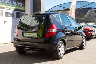 MERCEDES-BENZ A 160 BlueEFFICIENCY Classic EURO5 Night Black +Első Tulajdonostól +3X-s GARANCIA !!