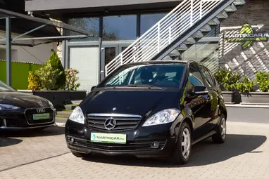 MERCEDES-BENZ A 160 BlueEFFICIENCY Classic EURO5 Night Black +Első Tulajdonostól +3X-s GARANCIA !!