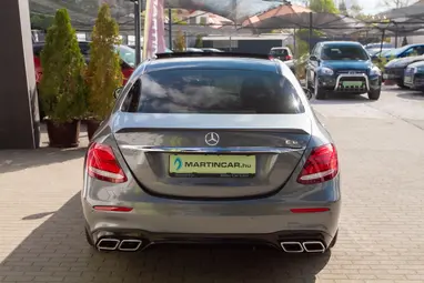 MERCEDES-AMG E 63 4MATIC+ 9G-TRONIC Selenite Gray Metallic+ Nagy Szervíz!+ Új Gumik+ Panoráma+ 3X-s GARANCIA!!!