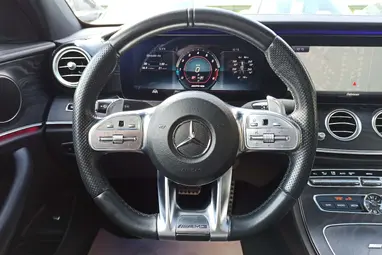 MERCEDES-AMG E 63 4MATIC+ 9G-TRONIC Selenite Gray Metallic+ Nagy Szervíz!+ Új Gumik+ Panoráma+ 3X-s GARANCIA!!!