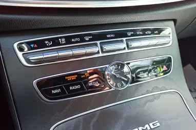 MERCEDES-AMG E 63 4MATIC+ 9G-TRONIC Selenite Gray Metallic+ Nagy Szervíz!+ Új Gumik+ Panoráma+ 3X-s GARANCIA!!!