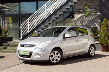 HYUNDAI I20 1.4 CRDi LP Comfort Sleek Silver Metallic+ Mo.-i 1. tulaj+ Alacsony Fogyasztás+ 3X-s GARANCIA!!!