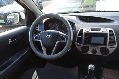 HYUNDAI I20 1.4 CRDi LP Comfort Sleek Silver Metallic+ Mo.-i 1. tulaj+ Alacsony Fogyasztás+ 3X-s GARANCIA!!!