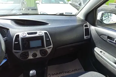 HYUNDAI I20 1.4 CRDi LP Comfort Sleek Silver Metallic+ Mo.-i 1. tulaj+ Alacsony Fogyasztás+ 3X-s GARANCIA!!!