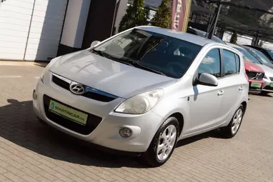 HYUNDAI I20 1.4 CRDi LP Comfort Sleek Silver Metallic+ Mo.-i 1. tulaj+ Alacsony Fogyasztás+ 3X-s GARANCIA!!!