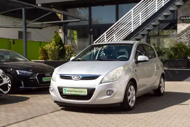 HYUNDAI I20 1.4 CRDi LP Comfort Sleek Silver Metallic+ Mo.-i 1. tulaj+ Alacsony Fogyasztás+ 3X-s GARANCIA!!!