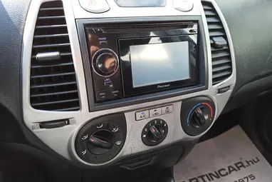 HYUNDAI I20 1.4 CRDi LP Comfort Sleek Silver Metallic+ Mo.-i 1. tulaj+ Alacsony Fogyasztás+ 3X-s GARANCIA!!!