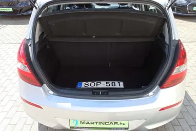 HYUNDAI I20 1.4 CRDi LP Comfort Sleek Silver Metallic+ Mo.-i 1. tulaj+ Alacsony Fogyasztás+ 3X-s GARANCIA!!!