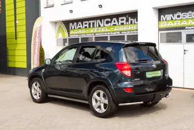 TOYOTA RAV 4 Rav4 2.2 D-4D X Leather Dark Green Metallic +Max Felszereltség +Igényes állapot +3X-s GARANCIA !!