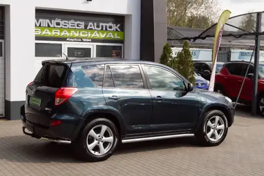 TOYOTA RAV 4 Rav4 2.2 D-4D X Leather Dark Green Metallic +Max Felszereltség +Igényes állapot +3X-s GARANCIA !!