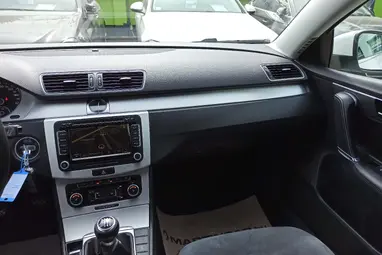 VOLKSWAGEN PASSAT VII Variant 2.0 CR TDI BMT Highline Candy White +Első Tulajdonostól +Vezetett Szervizkönyv +3X-s GARANCIA !!