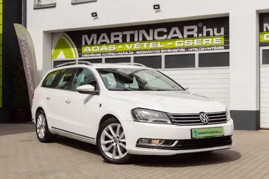 VOLKSWAGEN PASSAT VII Variant 2.0 CR TDI BMT Highline Candy White +Első Tulajdonostól +Vezetett Szervizkönyv +3X-s GARANCIA !!
