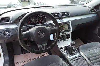 VOLKSWAGEN PASSAT VII Variant 2.0 CR TDI BMT Highline Candy White +Első Tulajdonostól +Vezetett Szervizkönyv +3X-s GARANCIA !!