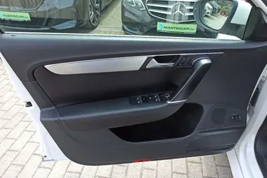 VOLKSWAGEN PASSAT VII Variant 2.0 CR TDI BMT Highline Candy White +Első Tulajdonostól +Vezetett Szervizkönyv +3X-s GARANCIA !!