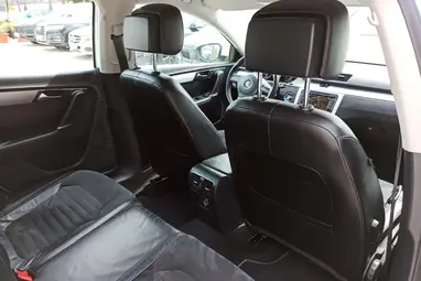 VOLKSWAGEN PASSAT VII Variant 2.0 CR TDI BMT Highline Candy White +Első Tulajdonostól +Vezetett Szervizkönyv +3X-s GARANCIA !!