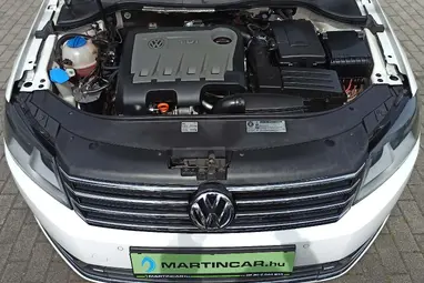 VOLKSWAGEN PASSAT VII Variant 2.0 CR TDI BMT Highline Candy White +Első Tulajdonostól +Vezetett Szervizkönyv +3X-s GARANCIA !!