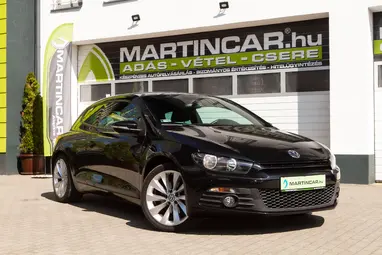 VOLKSWAGEN SCIROCCO 1.4 TSI Deep Black Metallic +Vezetett Szervizkönyv +Dynaudio +3X-s GARANCIA !!