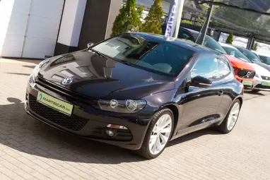 VOLKSWAGEN SCIROCCO 1.4 TSI Deep Black Metallic +Vezetett Szervizkönyv +Dynaudio +3X-s GARANCIA !!