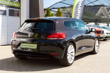 VOLKSWAGEN SCIROCCO 1.4 TSI Deep Black Metallic +Vezetett Szervizkönyv +Dynaudio +3X-s GARANCIA !!