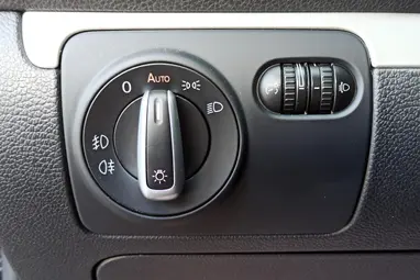 VOLKSWAGEN SCIROCCO 1.4 TSI Deep Black Metallic +Vezetett Szervizkönyv +Dynaudio +3X-s GARANCIA !!