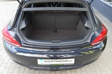 VOLKSWAGEN SCIROCCO 1.4 TSI Deep Black Metallic +Vezetett Szervizkönyv +Dynaudio +3X-s GARANCIA !!