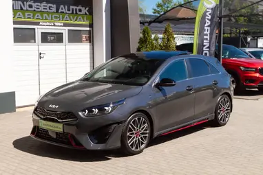 KIA CEE'D Ceed 1.6 T-GDI GT DCT Dark Penta Metallic+Gyári Garanciás+1. Tulaj+ 4.700KM+ Újszerű+ 3X-s GARANCIA !!
