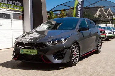 KIA CEE'D Ceed 1.6 T-GDI GT DCT Dark Penta Metallic+Gyári Garanciás+1. Tulaj+ 4.700KM+ Újszerű+ 3X-s GARANCIA !!