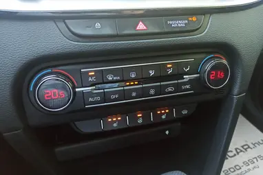 KIA CEE'D Ceed 1.6 T-GDI GT DCT Dark Penta Metallic+Gyári Garanciás+1. Tulaj+ 4.700KM+ Újszerű+ 3X-s GARANCIA !!