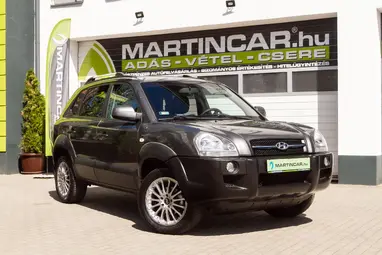 HYUNDAI TUCSON 2.0 CVVT Active 2WD Titanium Gray +Szervízkönyv +Igényes jól szerelt állapot +3X-s GARANCIA !!