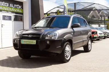HYUNDAI TUCSON 2.0 CVVT Active 2WD Titanium Gray +Szervízkönyv +Igényes jól szerelt állapot +3X-s GARANCIA !!