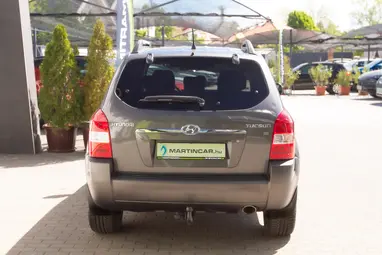 HYUNDAI TUCSON 2.0 CVVT Active 2WD Titanium Gray +Szervízkönyv +Igényes jól szerelt állapot +3X-s GARANCIA !!