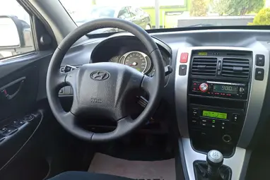 HYUNDAI TUCSON 2.0 CVVT Active 2WD Titanium Gray +Szervízkönyv +Igényes jól szerelt állapot +3X-s GARANCIA !!
