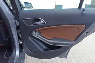 MERCEDES-BENZ A 180 CDI (BlueEFFICIENCY) Urban 7G-DCT Mountain Grey +Exclusive Package Artico Brown Leather +3X-s GARANCIA !!
