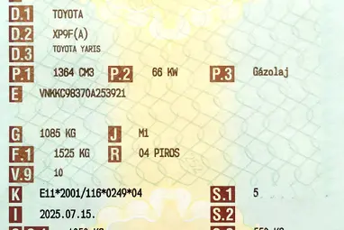 TOYOTA YARIS 1.4 D-4D LIFE Super Red+Keveset Futott+Végig Vezetett Szerviz+Mo.-i 1. tulaj+3X-s GARANCIA!!!