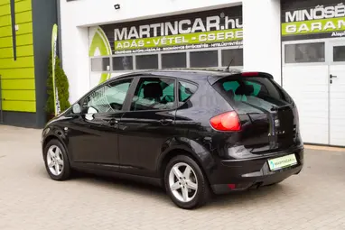 SEAT ALTEA 1.2 TSI Reference Black Magic Edition +Full Vezetett Szervízkönyv +3X-s GARANCIA !!