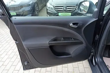 SEAT ALTEA 1.2 TSI Reference Black Magic Edition +Full Vezetett Szervízkönyv +3X-s GARANCIA !!