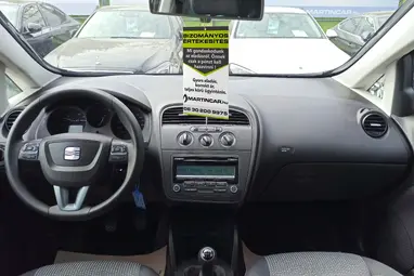 SEAT ALTEA 1.2 TSI Reference Black Magic Edition +Full Vezetett Szervízkönyv +3X-s GARANCIA !!