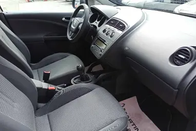 SEAT ALTEA 1.2 TSI Reference Black Magic Edition +Full Vezetett Szervízkönyv +3X-s GARANCIA !!