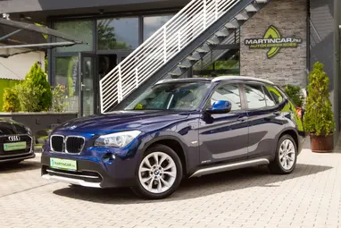 BMW X1 xDrive18d X-LINE Packet !! Deep Sea Blue +Szervízkönyv +Friss Műszaki +3X-s GARANCIA !!