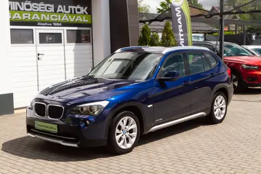 BMW X1 xDrive18d X-LINE Packet !! Deep Sea Blue +Szervízkönyv +Friss Műszaki +3X-s GARANCIA !!