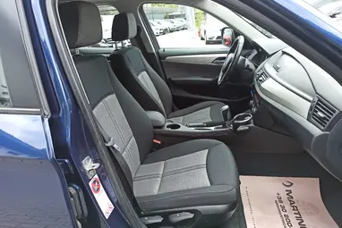 BMW X1 xDrive18d X-LINE Packet !! Deep Sea Blue +Szervízkönyv +Friss Műszaki +3X-s GARANCIA !!