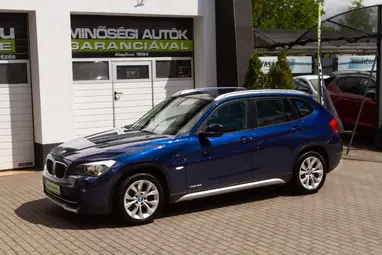 BMW X1 xDrive18d X-LINE Packet !! Deep Sea Blue +Szervízkönyv +Friss Műszaki +3X-s GARANCIA !!