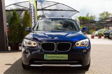 BMW X1 xDrive18d X-LINE Packet !! Deep Sea Blue +Szervízkönyv +Friss Műszaki +3X-s GARANCIA !!