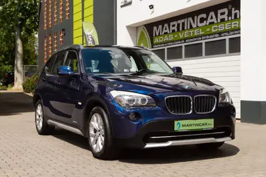 BMW X1 xDrive18d X-LINE Packet !! Deep Sea Blue +Szervízkönyv +Friss Műszaki +3X-s GARANCIA !!