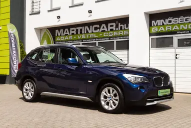 BMW X1 xDrive18d X-LINE Packet !! Deep Sea Blue +Szervízkönyv +Friss Műszaki +3X-s GARANCIA !!