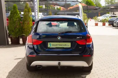 BMW X1 xDrive18d X-LINE Packet !! Deep Sea Blue +Szervízkönyv +Friss Műszaki +3X-s GARANCIA !!