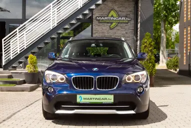 BMW X1 xDrive18d X-LINE Packet !! Deep Sea Blue +Szervízkönyv +Friss Műszaki +3X-s GARANCIA !!